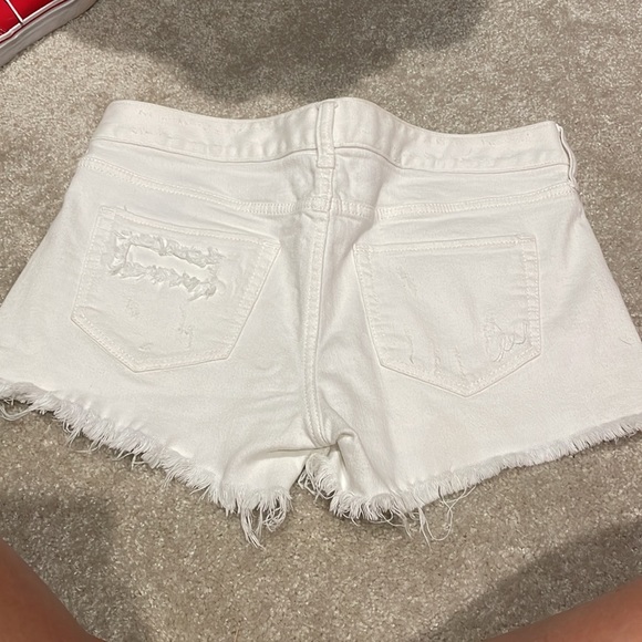 Express denim white shorts - Picture 5 of 5